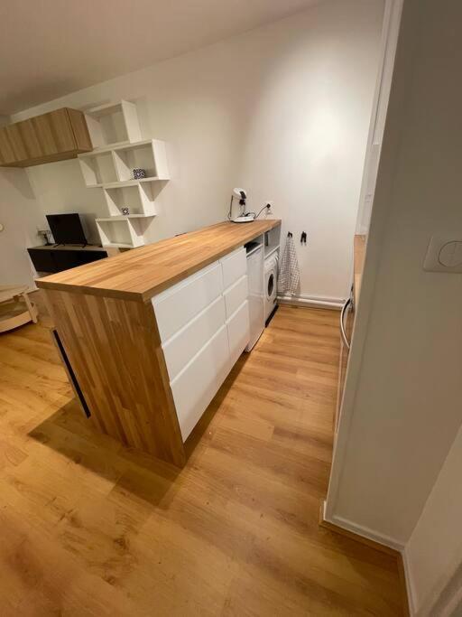 Studio Meuble Apartment Амиен Екстериор снимка